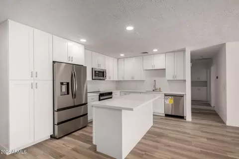 526 S Oxbow Dr, Wickenburg, AZ 85390