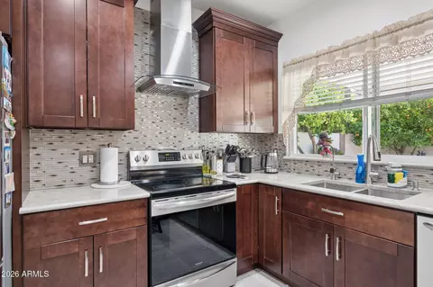 Kitchen - 3419 E Rosemonte Dr, Phoenix, AZ 85050 photo 4 of 4