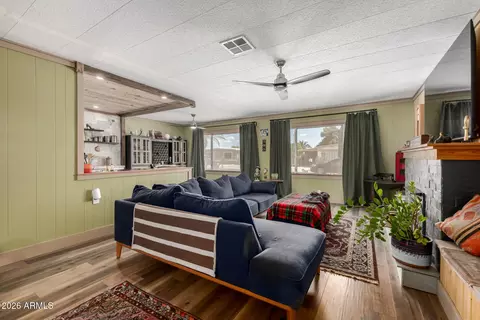 8256 E Dutchman Dr, Mesa, AZ 85208 photo 4