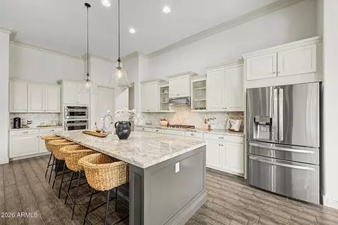 Kitchen - 3691 E Alfalfa Dr, Gilbert, AZ 85298 photo 2 of 7