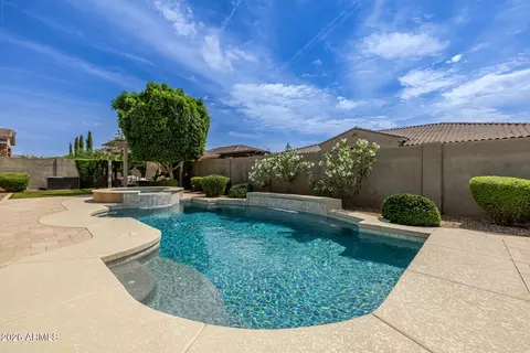 Exterior - 3691 E Alfalfa Dr, Gilbert, AZ 85298 photo 7 of 15