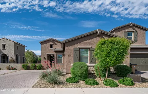 14036 W Desert Flower Dr, Goodyear, AZ 85395