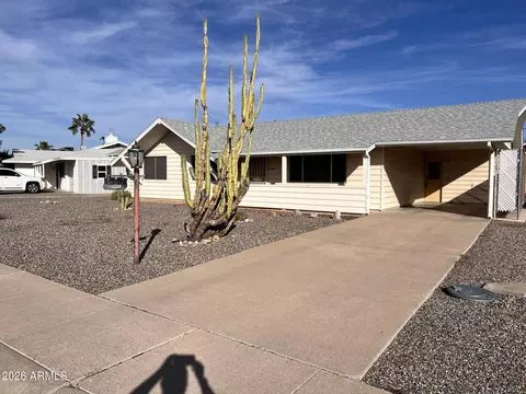 11033 N 105th Ave, Sun City, AZ 85351