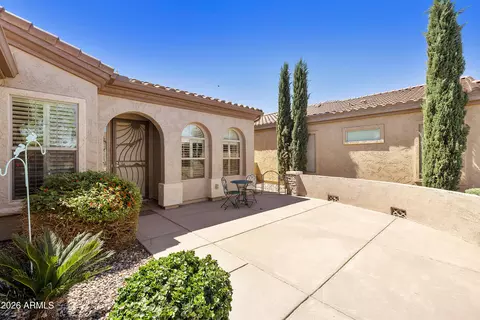 Exterior - 4735 E Sourwood Dr, Gilbert, AZ 85298 photo 6 of 12
