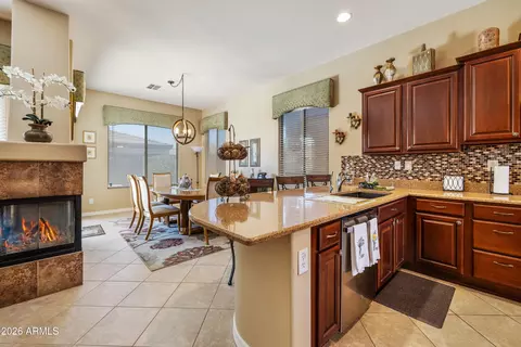 Kitchen - 4735 E Sourwood Dr, Gilbert, AZ 85298 photo 1 of 6