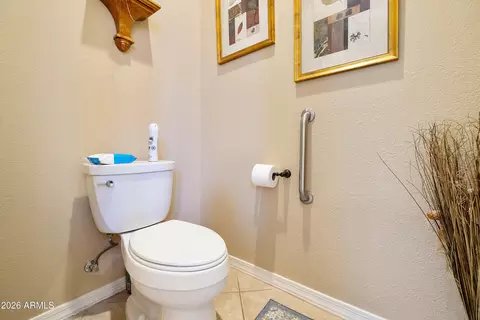 Bath - 4735 E Sourwood Dr, Gilbert, AZ 85298 photo 2 of 8