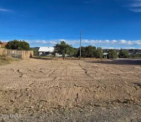 20533 E Ash Creek Rd #167, Mayer, AZ 86333