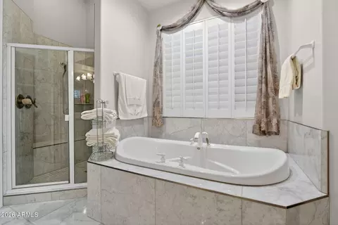 Bath - 1318 E Treasure Cove Dr, Gilbert, AZ 85234 photo 3 of 8