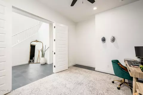 Entry Way - 3520 E Crest Ln, Phoenix, AZ 85050 photo 4 of 6