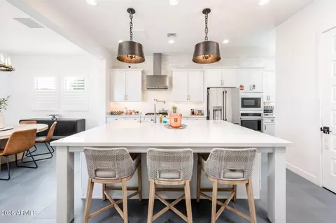 Kitchen - 3520 E Crest Ln, Phoenix, AZ 85050 photo 2 of 4