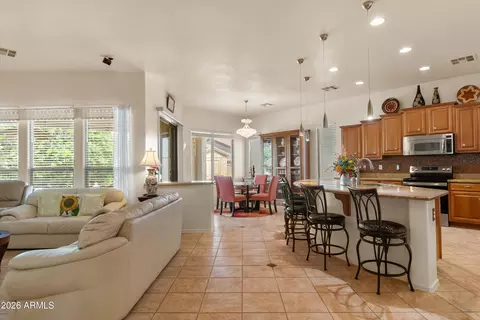 4708 E Sourwood Dr, Gilbert, AZ 85298