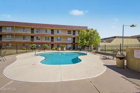 461 W Holmes Ave #124, Mesa, AZ 85210