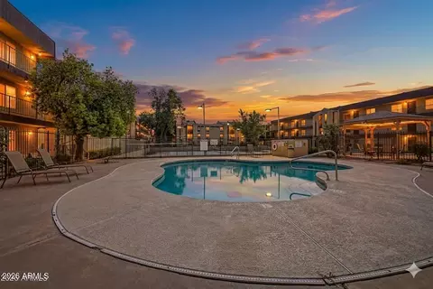 461 W Holmes Ave #124, Mesa, AZ 85210