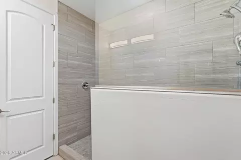 Bath - 11546 E 4th Ave, Apache Junction, AZ 85120 photo 3 of 4