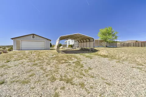2110 N Navajo Pl, Chino Valley, AZ 86323