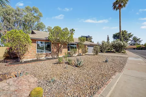 2505 S Rogers St, Mesa, AZ 85202