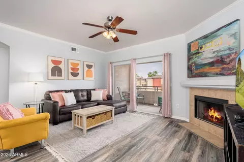 5345 E Van Buren St #364, Phoenix, AZ 85008