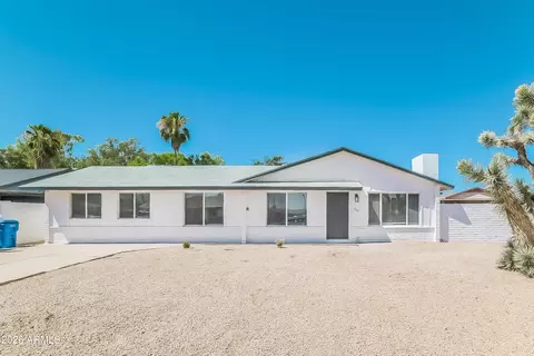 1802 W Wahalla Ln, Phoenix, AZ 85027