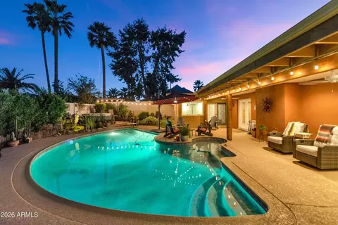 Exterior - 2501 E Yucca St, Phoenix, AZ 85028 photo 3 of 12