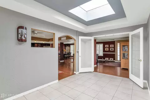 Entry Way - 2501 E Yucca St, Phoenix, AZ 85028 photo 2 of 2