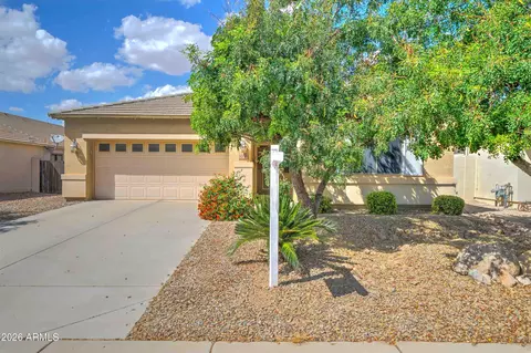 1752 E Debbie Dr, San Tan Valley, AZ 85140
