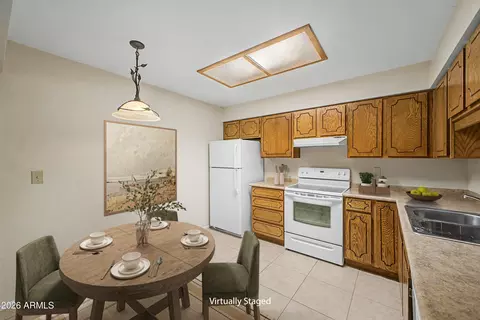 Kitchen - 4329 E Capri Ave #222, Mesa, AZ 85206 photo 1 of 4