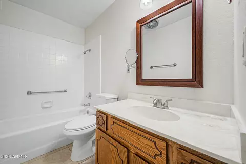 Bath - 4329 E Capri Ave #222, Mesa, AZ 85206 photo 2 of 2