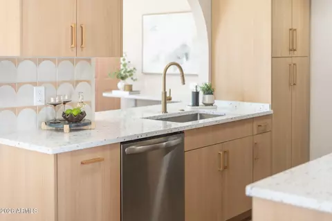 Kitchen - 1102 E Michigan Ave, Phoenix, AZ 85022 photo 5 of 8