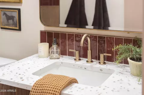 Bath - 1102 E Michigan Ave, Phoenix, AZ 85022 photo 3 of 6