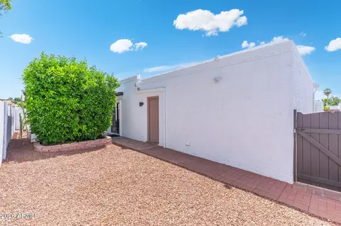 Exterior - 1102 E Michigan Ave, Phoenix, AZ 85022 photo 4 of 5