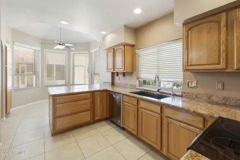 Kitchen - 10913 E Flintlock Dr, Sun Lakes, AZ 85248 photo 2 of 4
