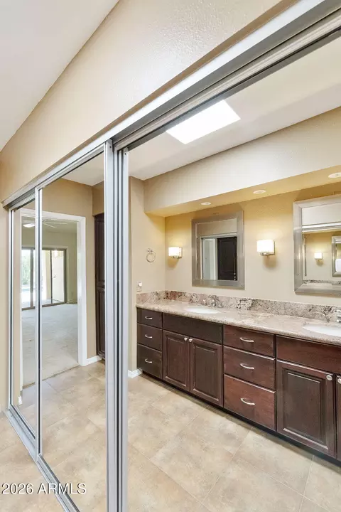 Bath - 10913 E Flintlock Dr, Sun Lakes, AZ 85248 photo 11 of 13