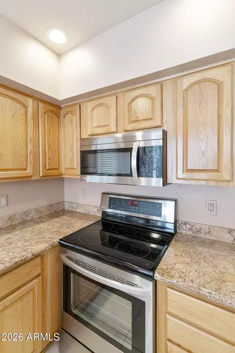 Kitchen - 10913 E Flintlock Dr, Sun Lakes, AZ 85248 photo 1 of 4