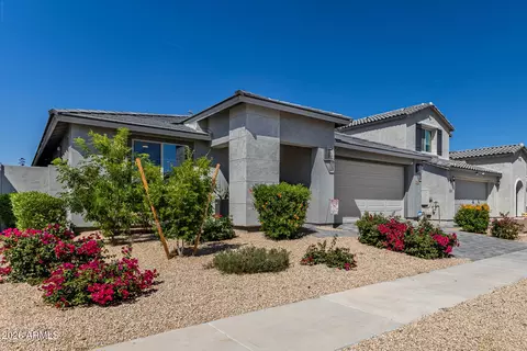 1946 W Horsetail Trl, Phoenix, AZ 85085
