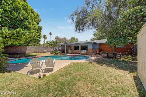 Exterior - 1132 E Flynn Ln, Phoenix, AZ 85014 photo 7 of 10