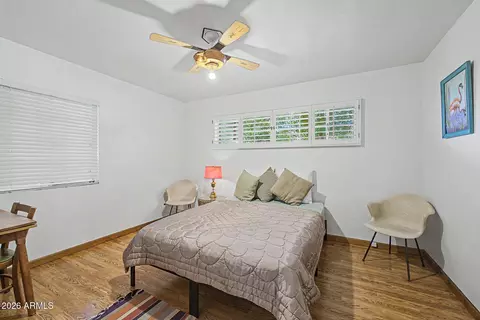 Bedroom - 1132 E Flynn Ln, Phoenix, AZ 85014 photo 6 of 7