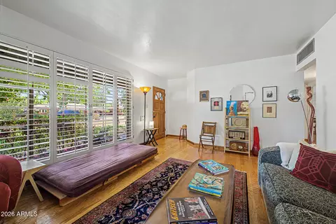 Living - 1132 E Flynn Ln, Phoenix, AZ 85014 photo 2 of 6