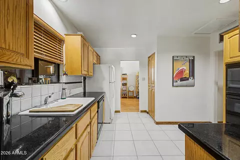 Kitchen - 1132 E Flynn Ln, Phoenix, AZ 85014 photo 3 of 3
