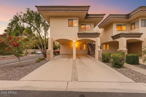 3235 E Camelback Rd #211, Phoenix, AZ 85018
