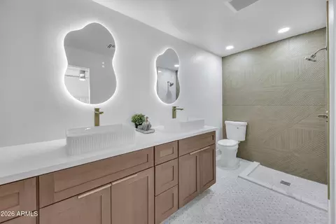 Bath - 3936 E Oak St, Phoenix, AZ 85008 photo 1 of 3