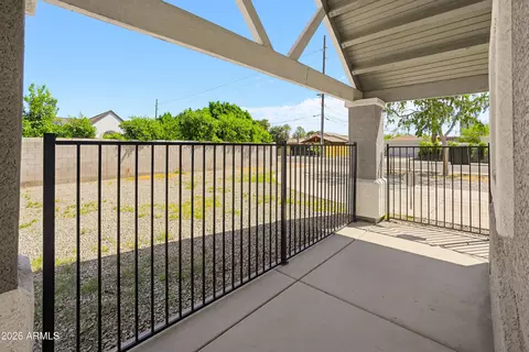 Exterior - 344 E Osborn Rd, Phoenix, AZ 85012 photo 10 of 10