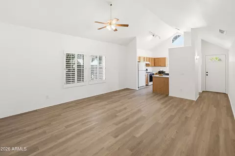 Living - 344 E Osborn Rd, Phoenix, AZ 85012 photo 3 of 4