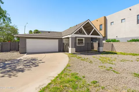 Exterior - 344 E Osborn Rd, Phoenix, AZ 85012 photo 3 of 10