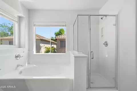 Bath - 1695 E Joseph Way, Gilbert, AZ 85295 photo 2 of 3