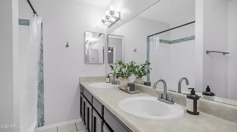 Bath - 5532 E Delta Ave, Mesa, AZ 85206 photo 1 of 2