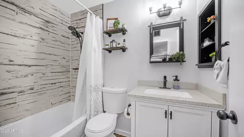 Bath - 5532 E Delta Ave, Mesa, AZ 85206 photo 2 of 2