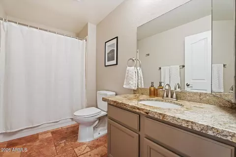 Bath - 949 E Knoll St, Mesa, AZ 85203 photo 2 of 2