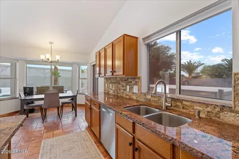 Kitchen - 949 E Knoll St, Mesa, AZ 85203 photo 4 of 4