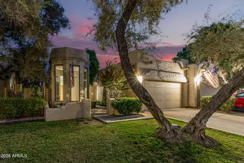 6725 S Taylor Dr, Tempe, AZ 85283