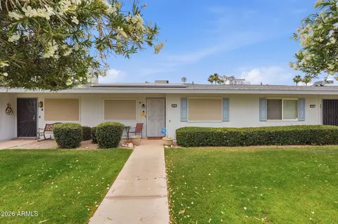 13673 N Garden Court Dr, Sun City, AZ 85351